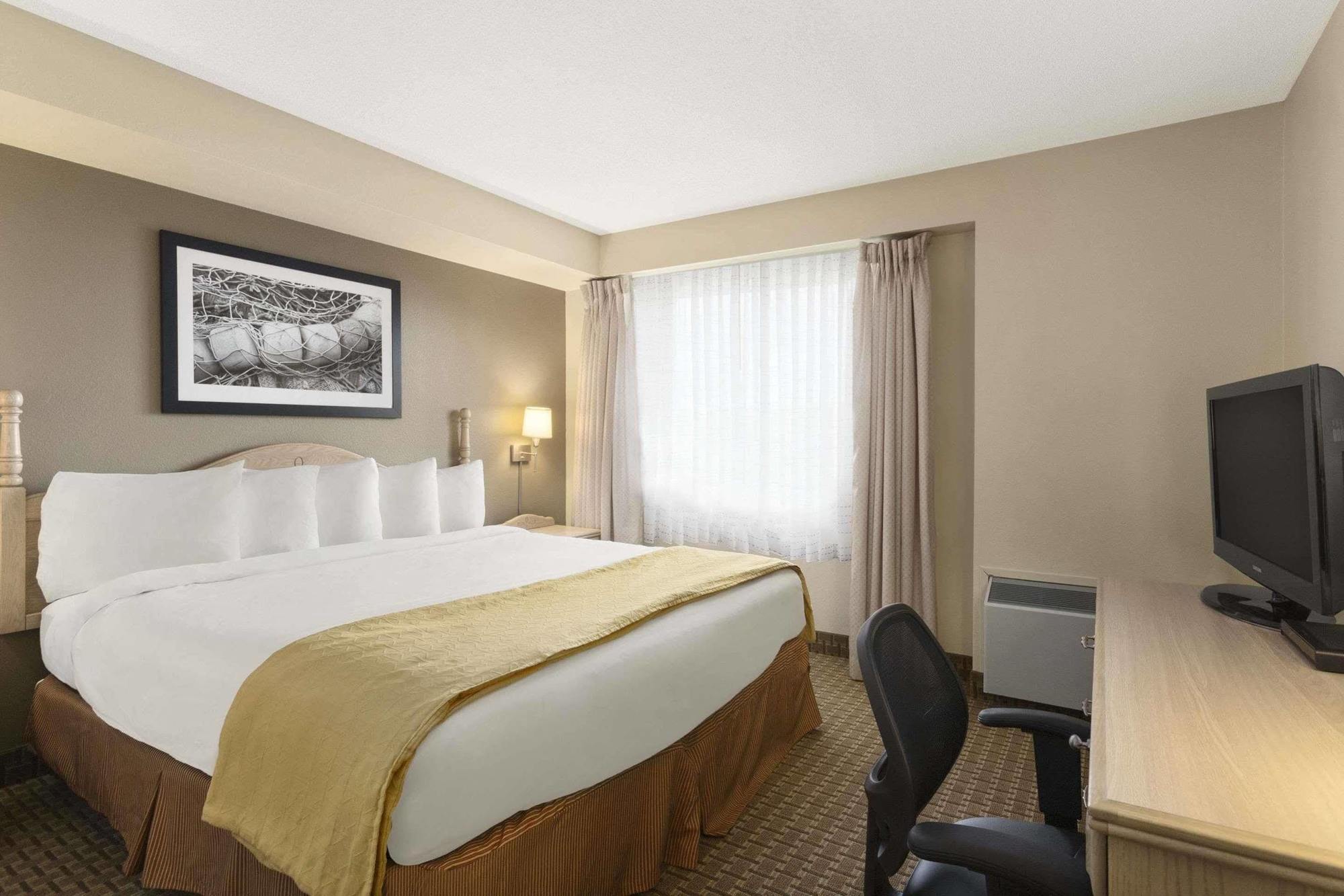 Country Inn & Suites Dartmouth Exteriér fotografie